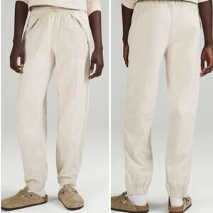 Lululemon Effortless Mid-Rise Pant